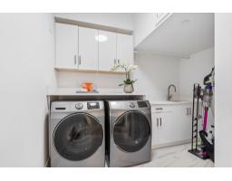 14857 Buena Vista Avenue, White Rock, BC V4B1X3 Photo 31
