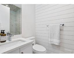 14857 Buena Vista Avenue, White Rock, BC V4B1X3 Photo 27
