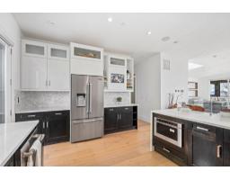 14857 Buena Vista Avenue, White Rock, BC V4B1X3 Photo 10