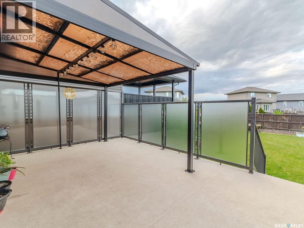 625 Reimer ROAD - 33