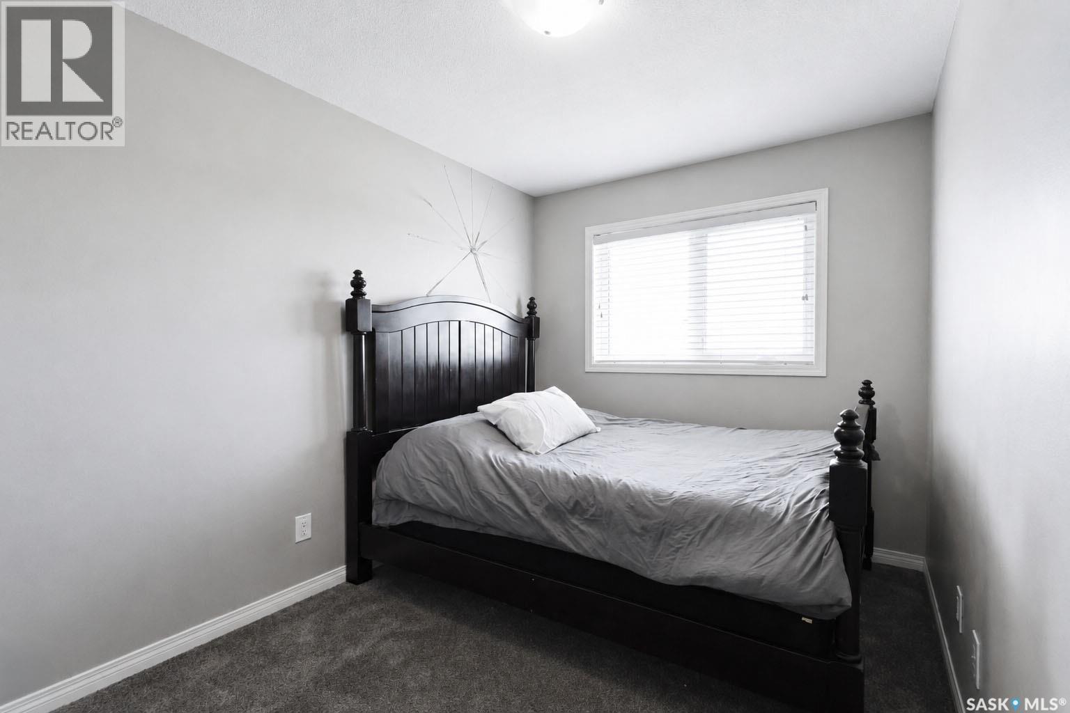 #622 1851 Pederson DRIVE - 17