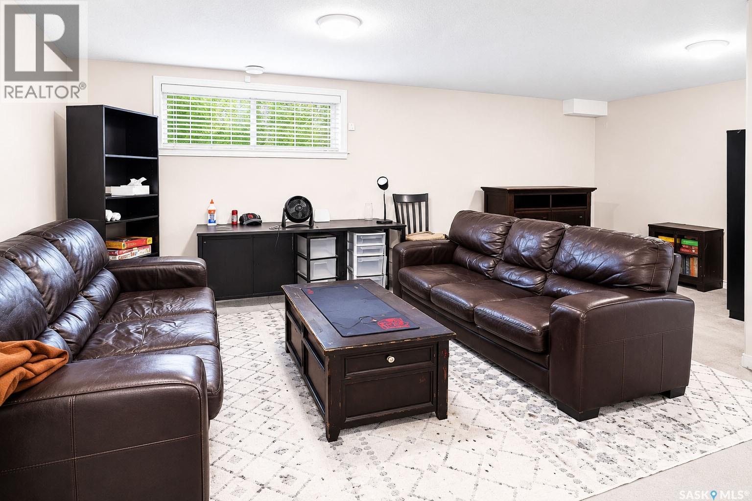 #622 1851 Pederson DRIVE - 20