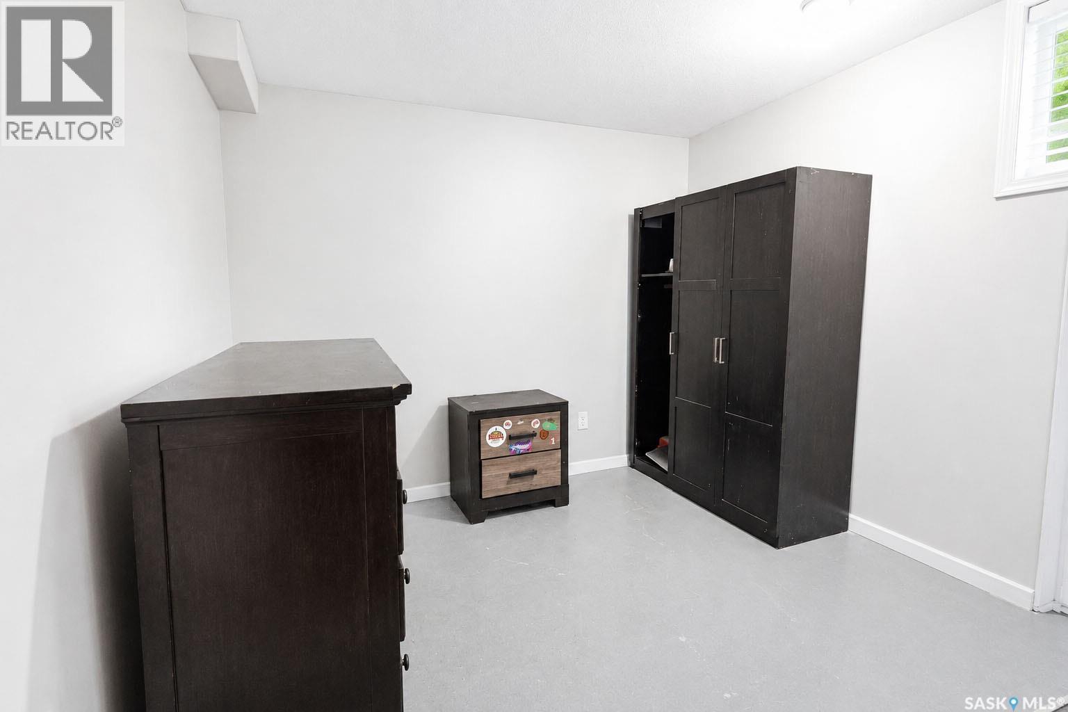 #622 1851 Pederson DRIVE - 22