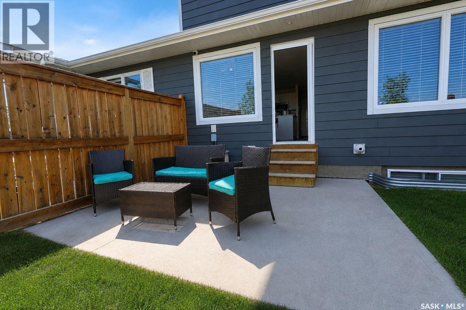 #622 1851 Pederson DRIVE - 27