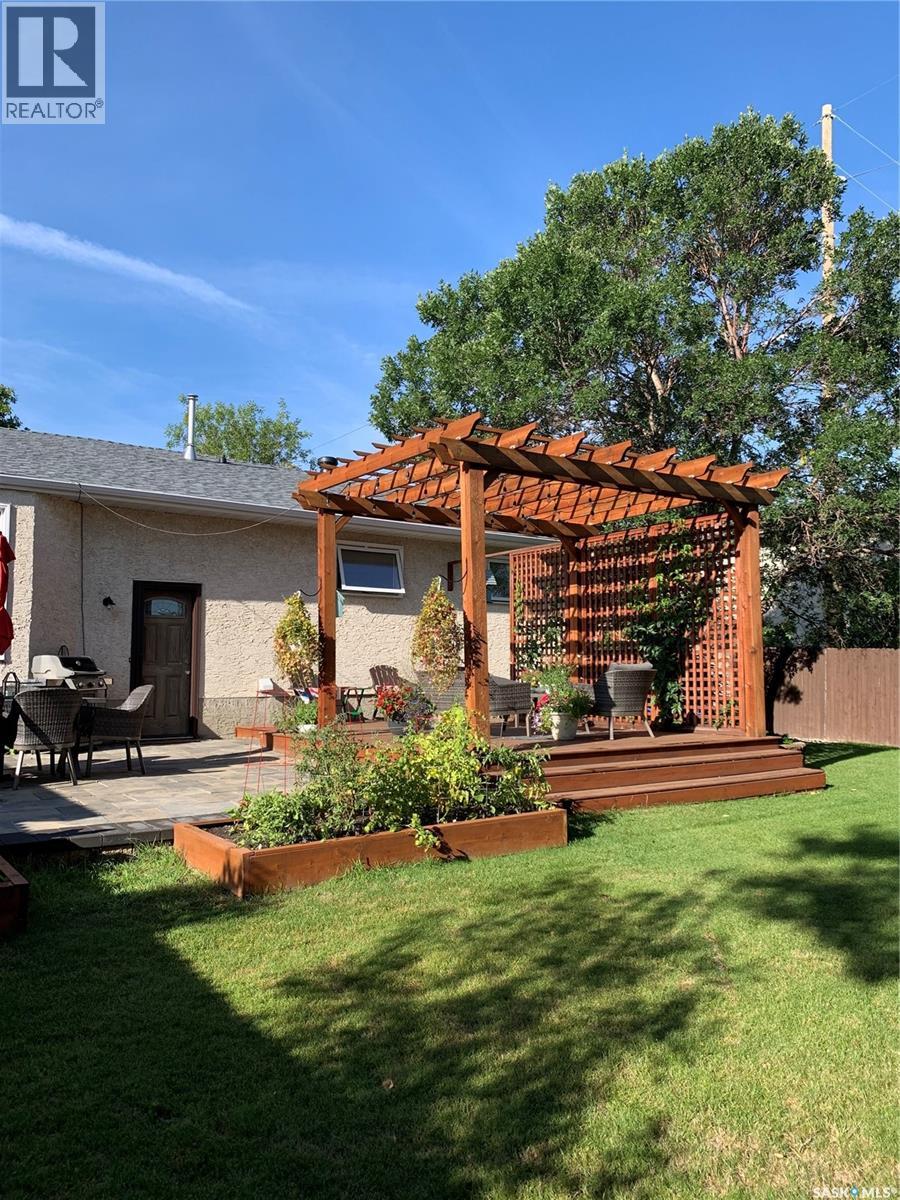 3246 Margaret ROAD - 44