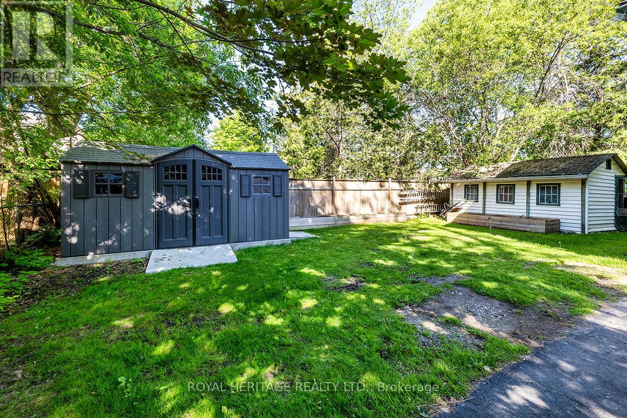 220 COCHRANE STREET - 15