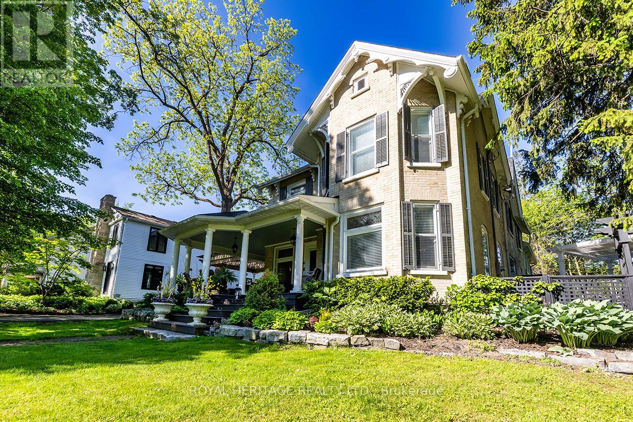 220 COCHRANE STREET - 2