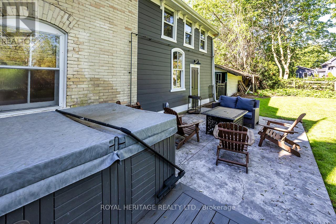 220 COCHRANE STREET - 45