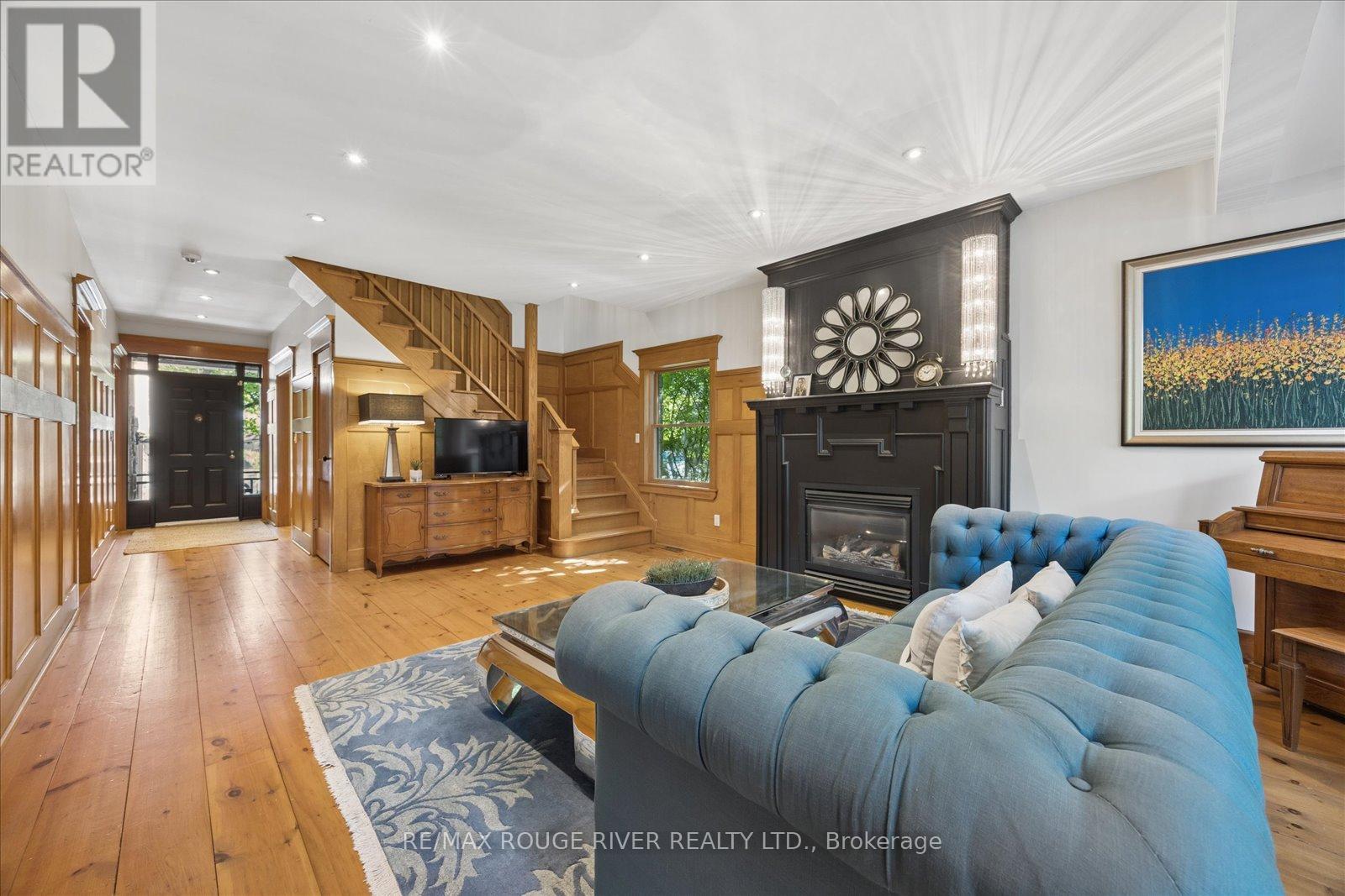 30 SPRINGBANK AVENUE - 10