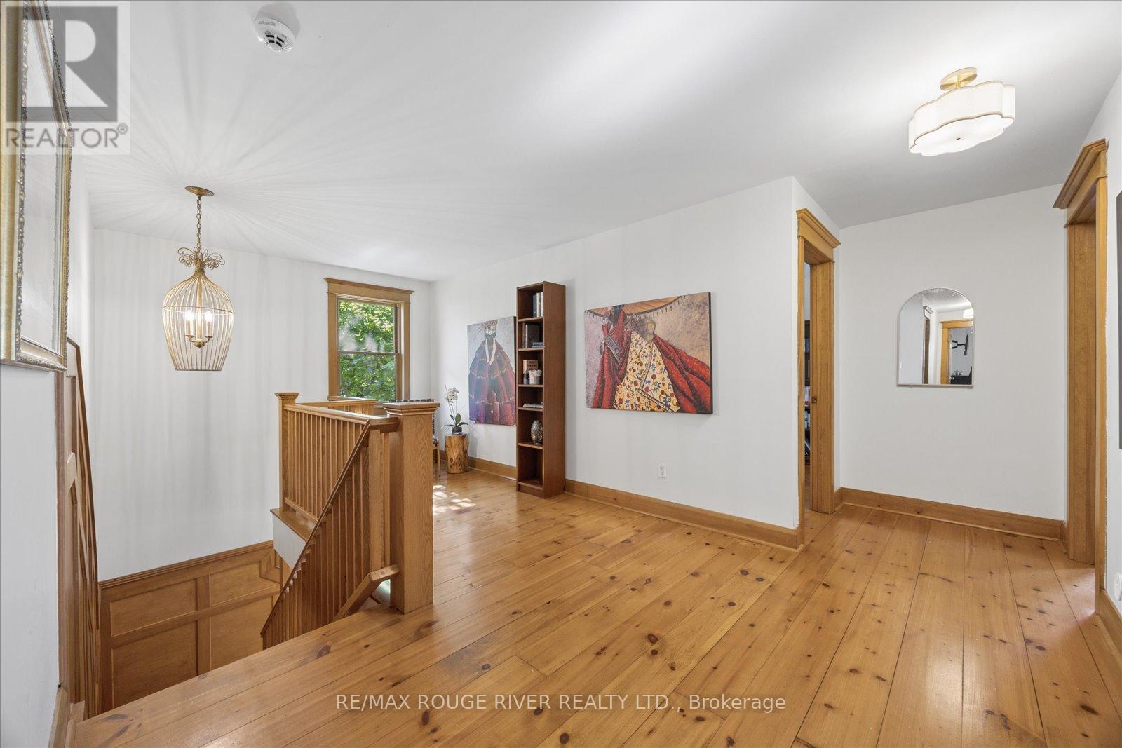 30 SPRINGBANK AVENUE - 20