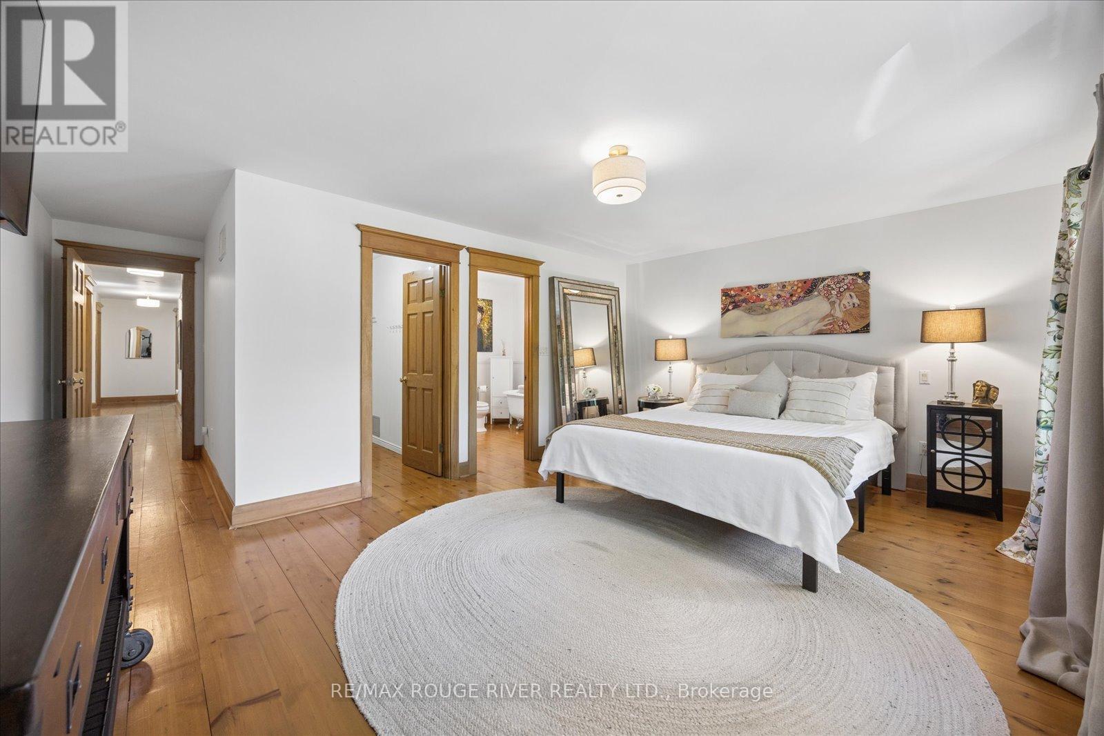 30 SPRINGBANK AVENUE - 22