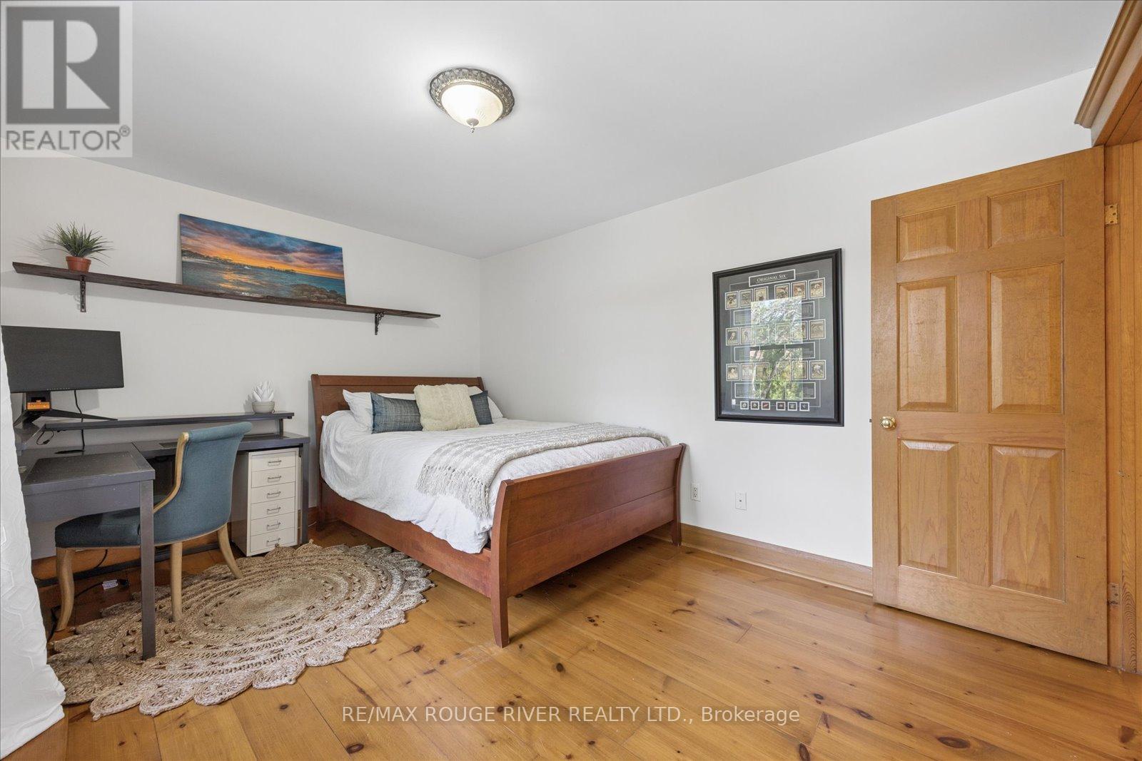 30 SPRINGBANK AVENUE - 28