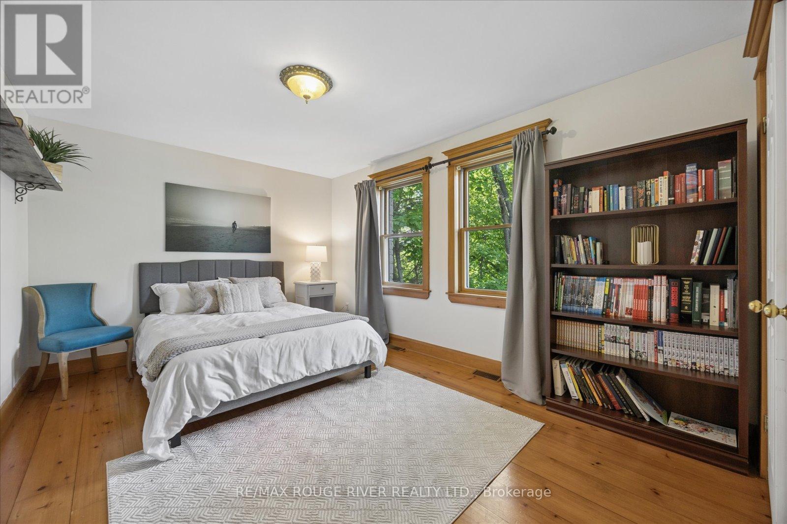 30 SPRINGBANK AVENUE - 29