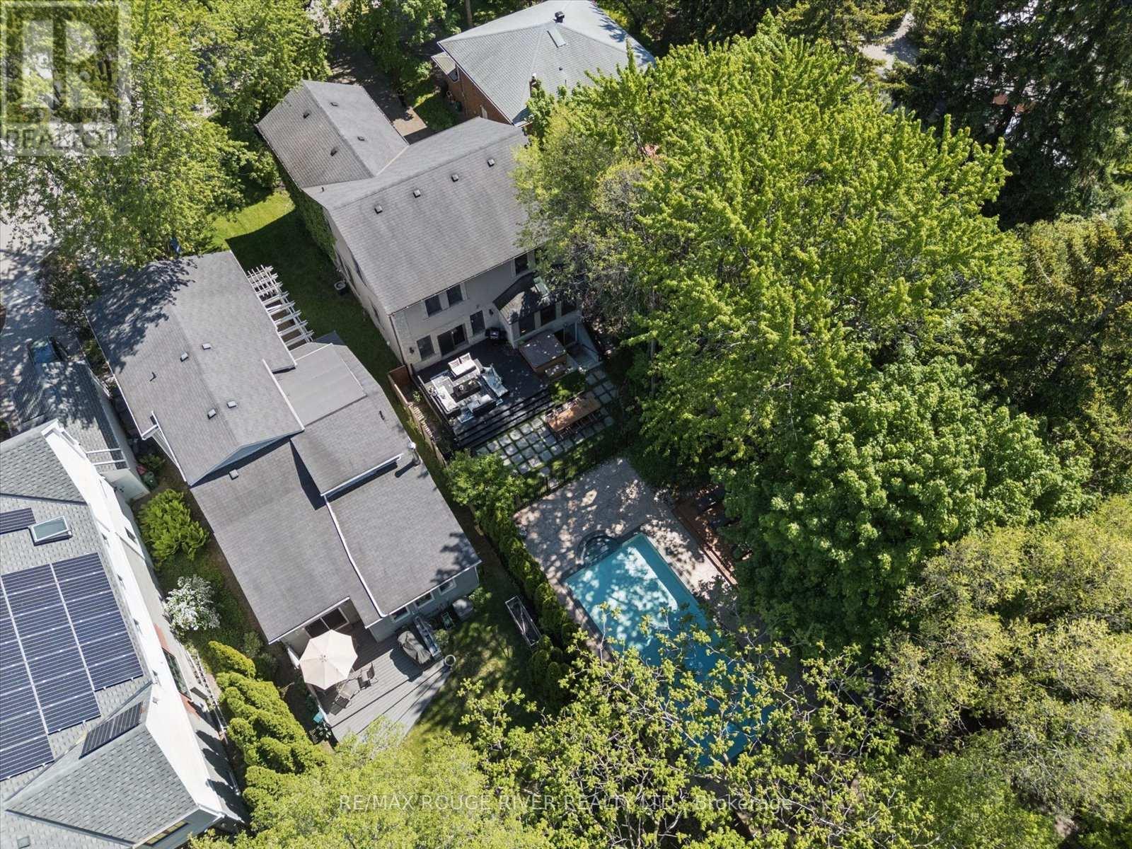 30 SPRINGBANK AVENUE - 47