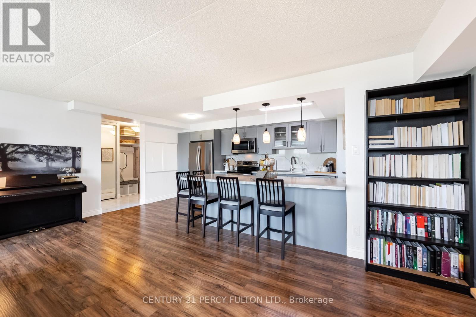 #601 1530 PICKERING PARKWAY - 16