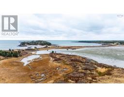 1a Lobster Pound Road, Cape Forchu, NS B5A5G7 Photo 6