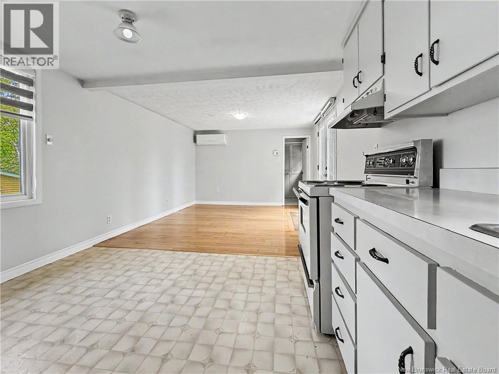 35 Richard Cres - 11