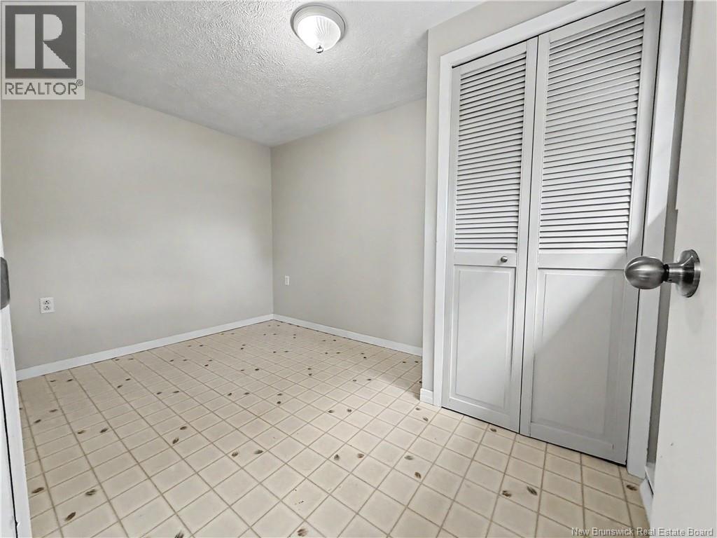 35 Richard Cres - 20