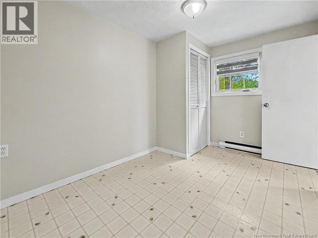 35 Richard Cres - 21
