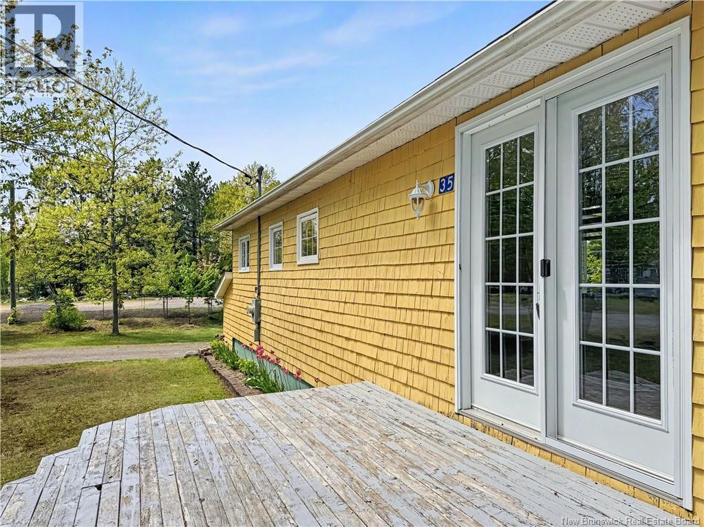 35 Richard Cres - 5