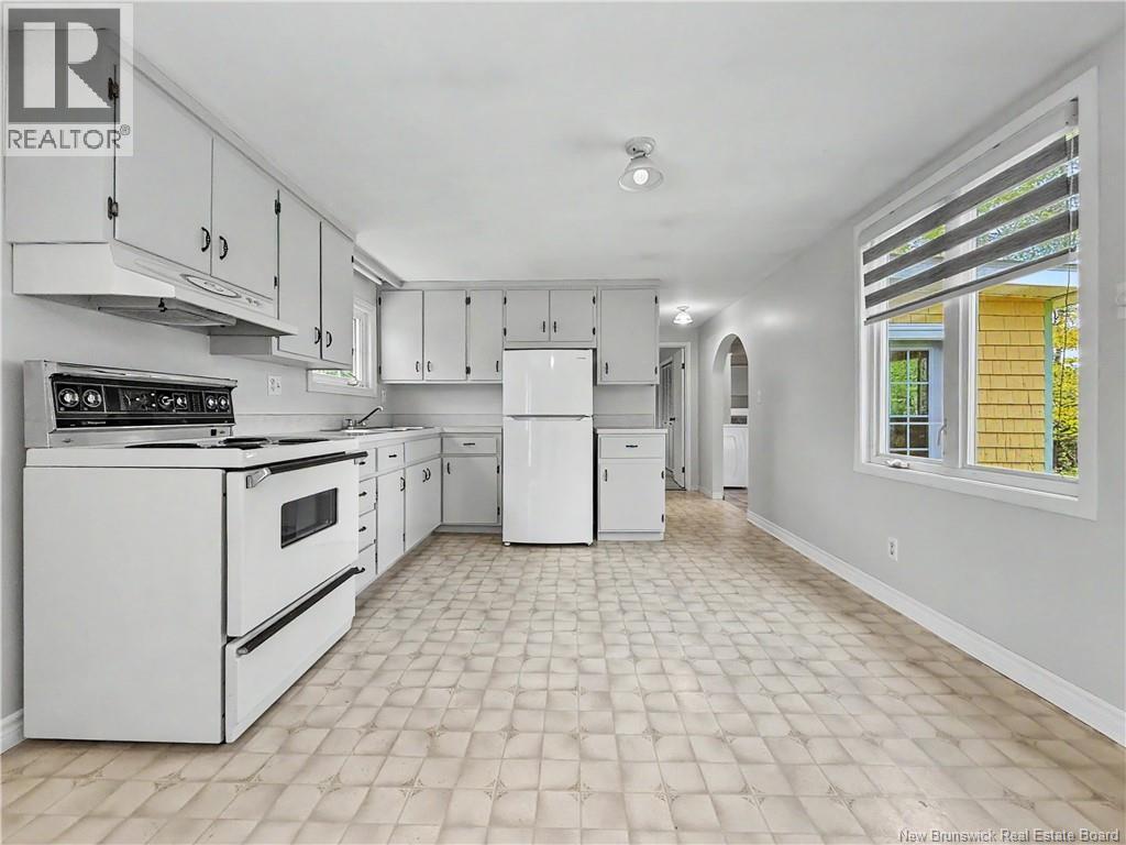 35 Richard Cres - 8