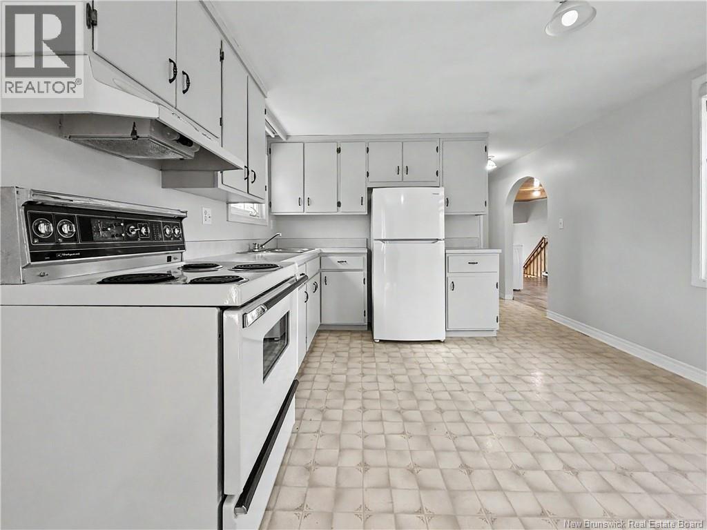 35 Richard Cres - 9