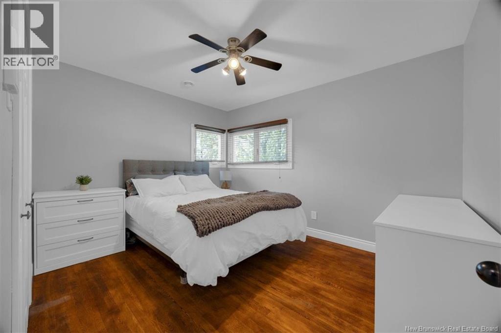 22 Alpine Street - 21