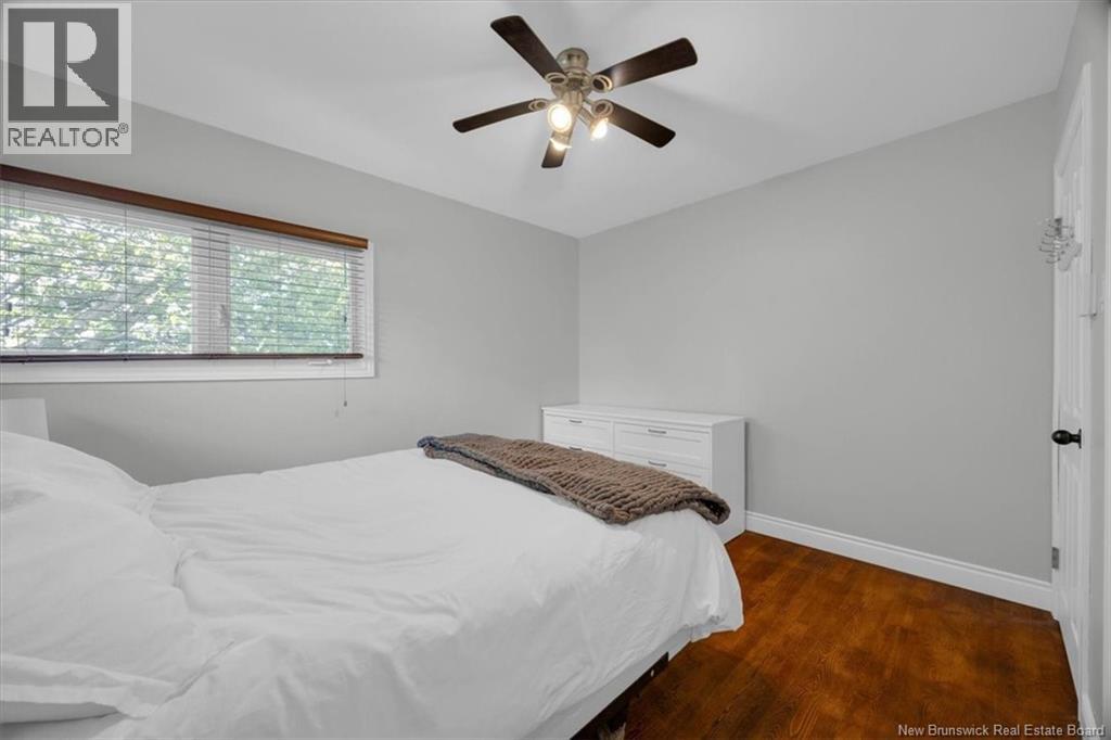 22 Alpine Street - 22
