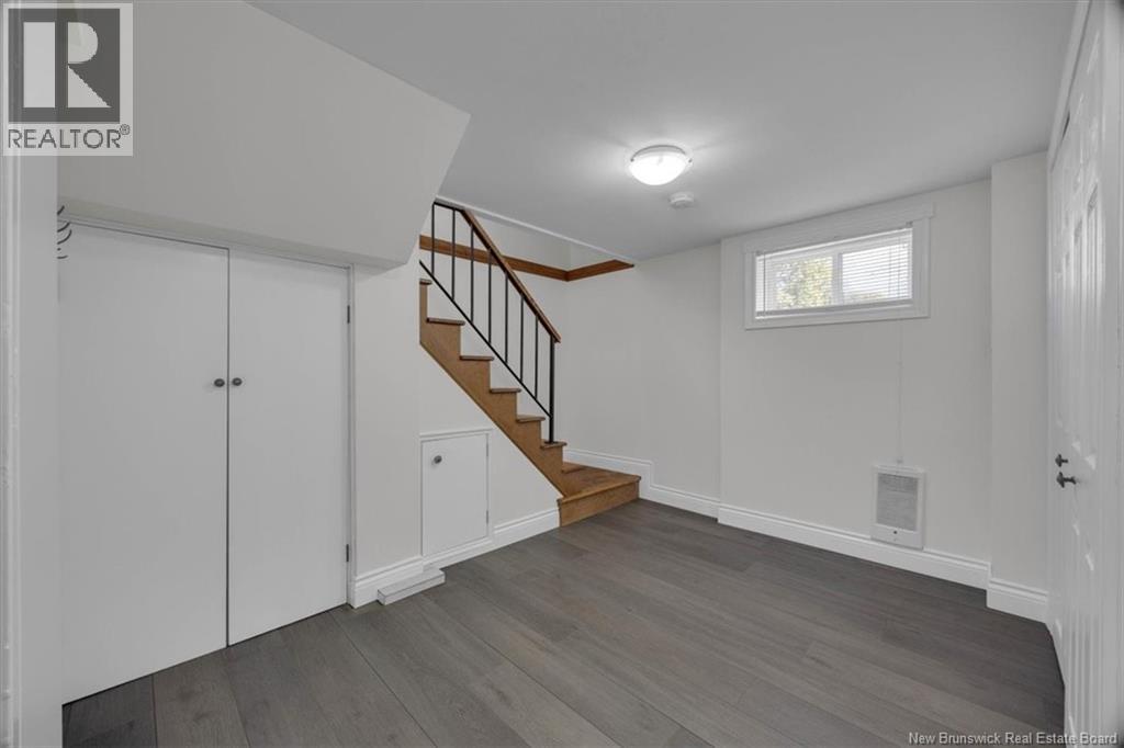 22 Alpine Street - 25