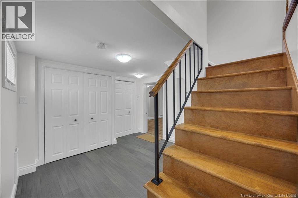 22 Alpine Street - 26