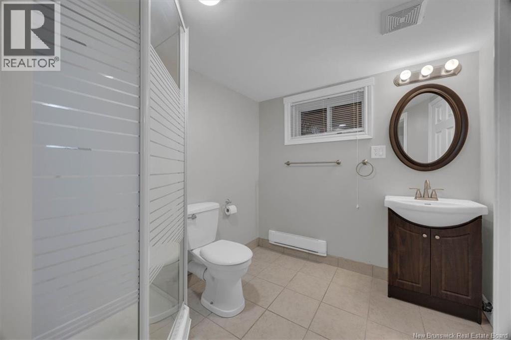 22 Alpine Street - 32