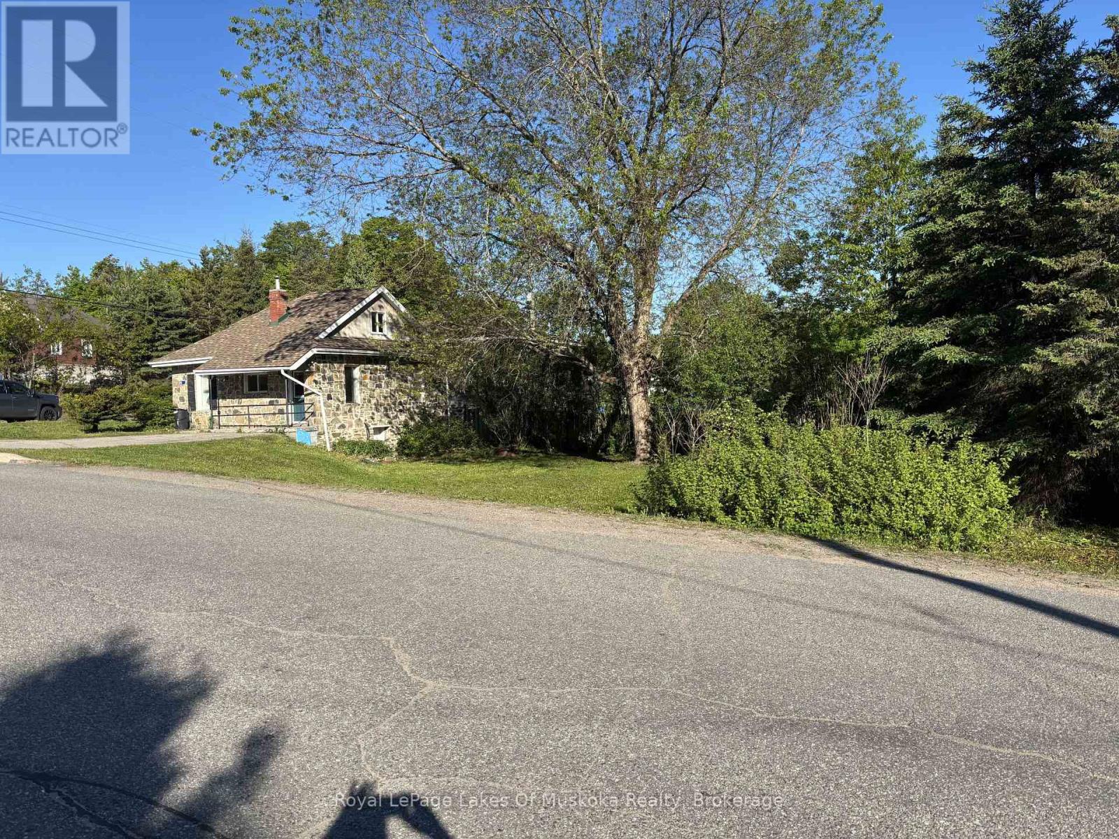 60 WEST ROAD W - Image 2