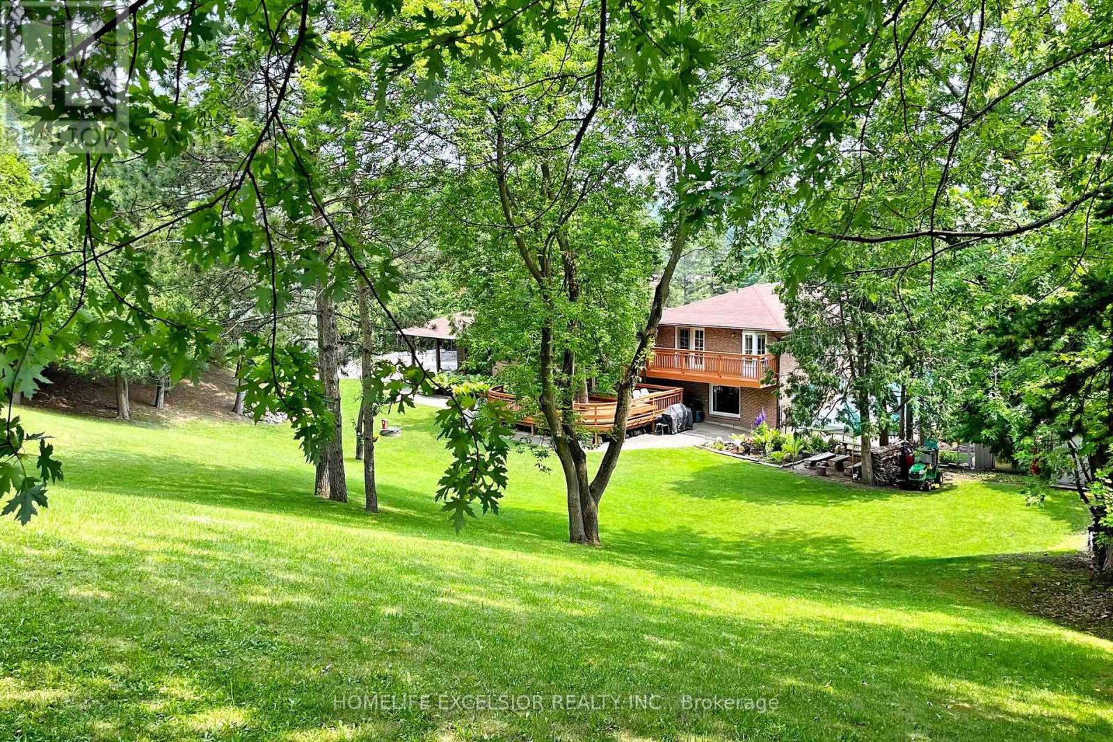 550 MOUNT ALBERT ROAD