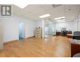 201 - 335 Renfrew Drive, Markham, ON L3R9S9 Photo 12