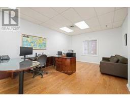 201 - 335 Renfrew Drive, Markham, ON L3R9S9 Photo 16