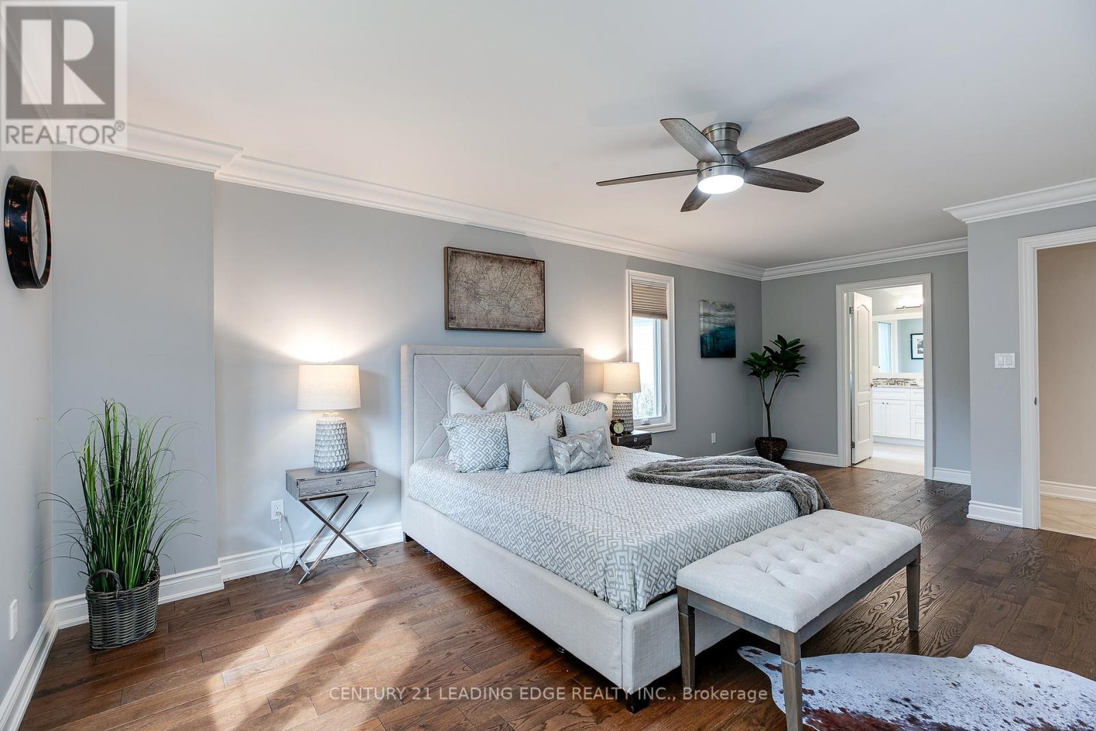 108 ROBINSON STREET - 18