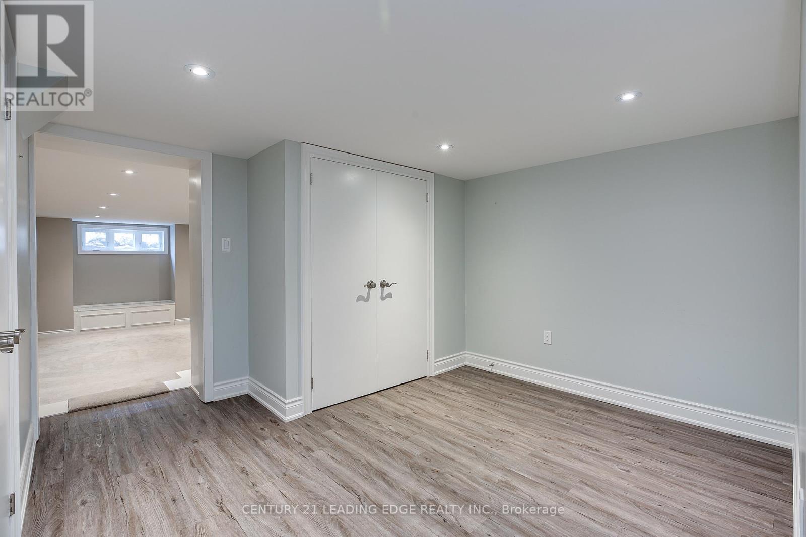 108 ROBINSON STREET - 30