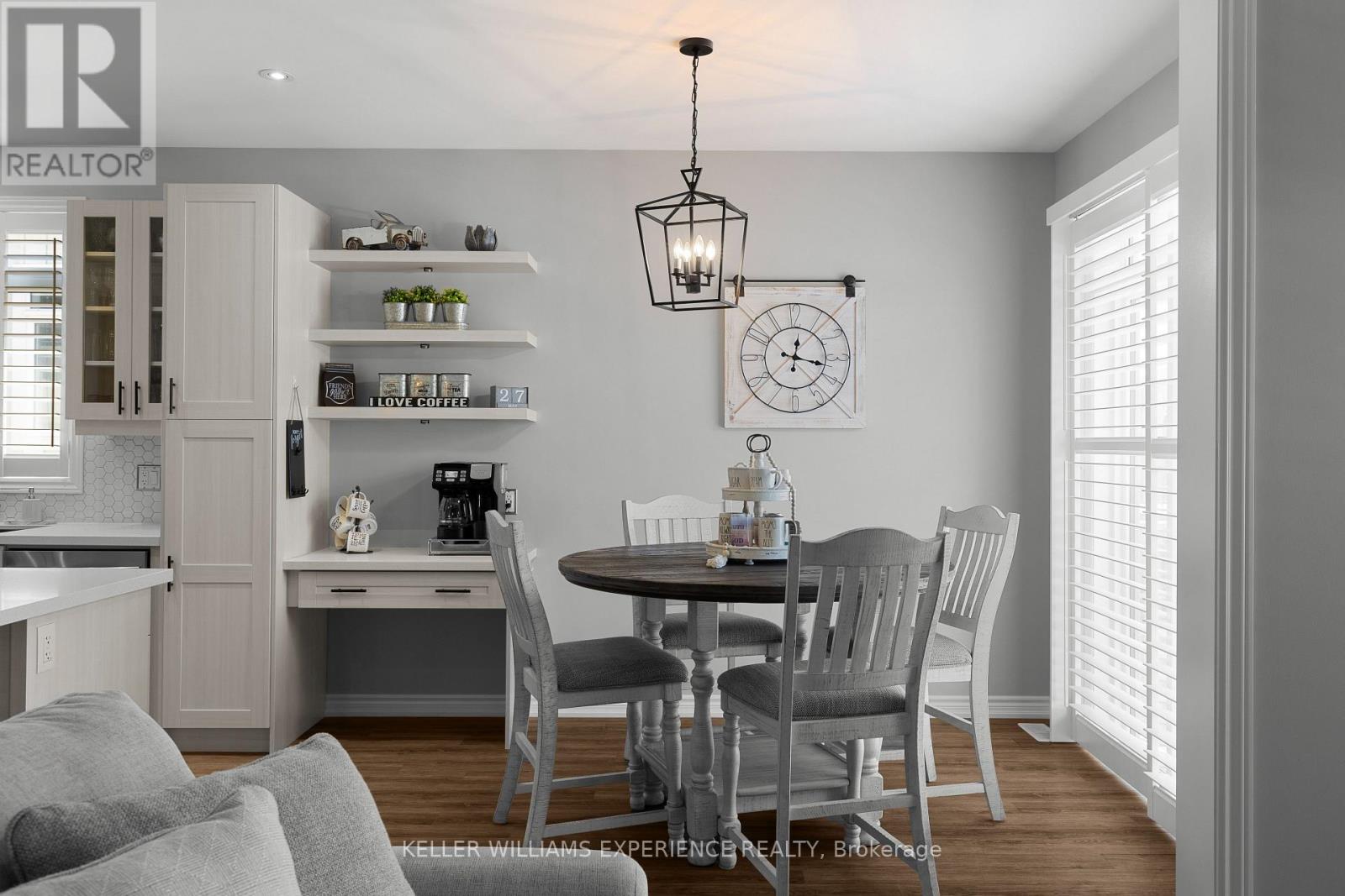 222 LIA DRIVE - 8