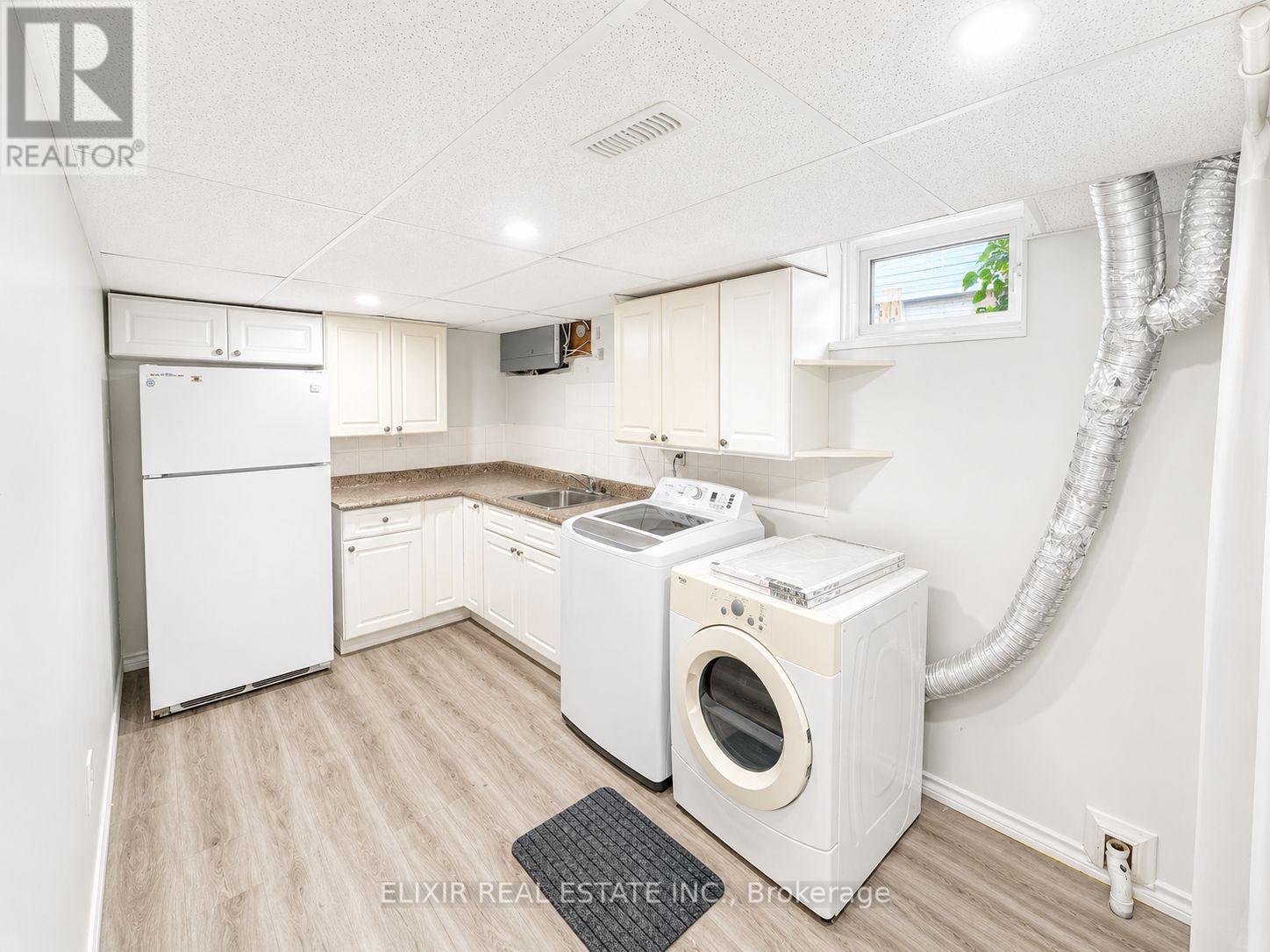 45 AUSTEN LANE - 26
