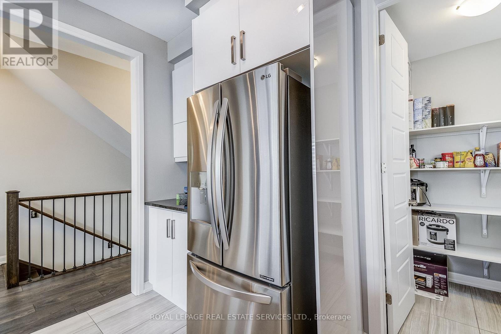 143 GROVEWOOD COMMON - 22