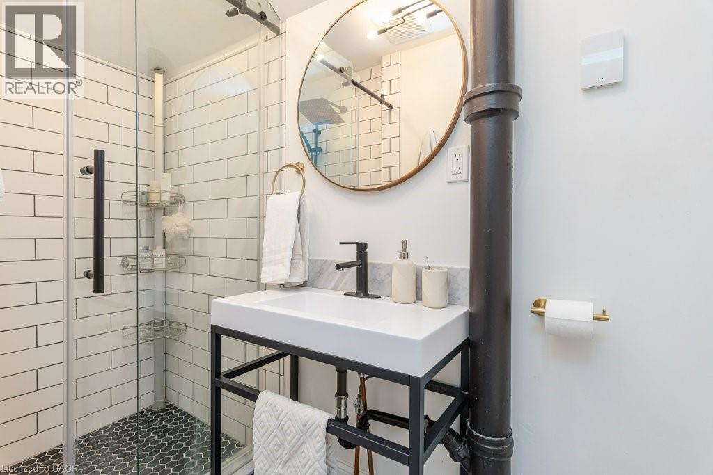 44 KRUG Street - 29
