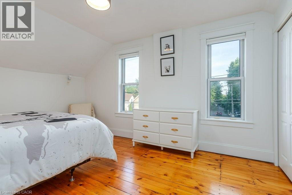 44 KRUG Street - 30