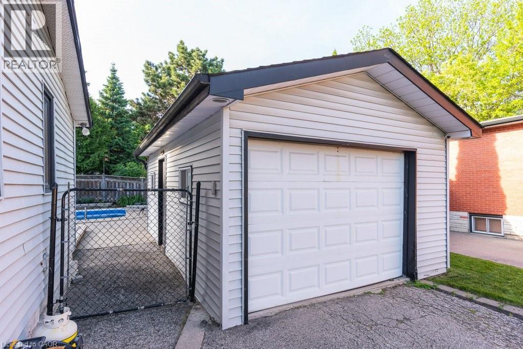 44 KRUG Street - 33