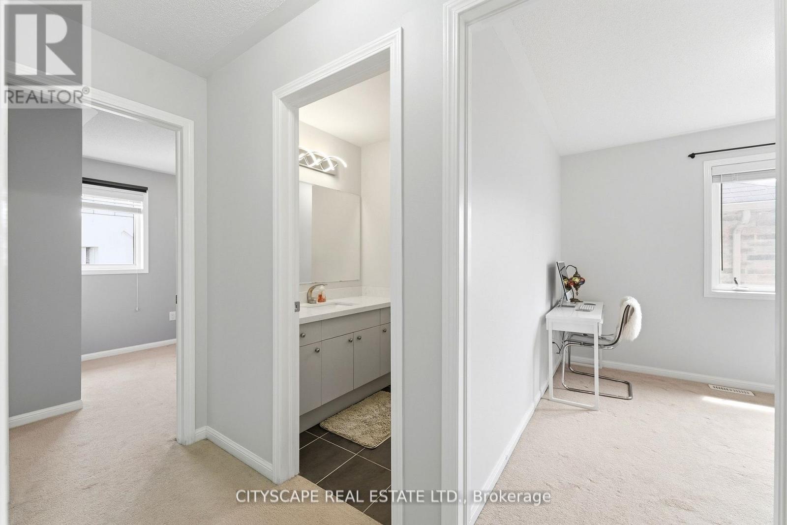 305 GLEAVE TERRACE E - 19