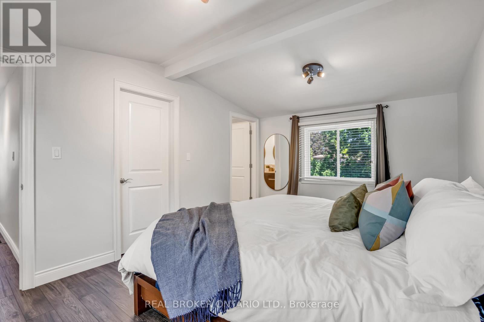 341 APPLEBY LINE - 19