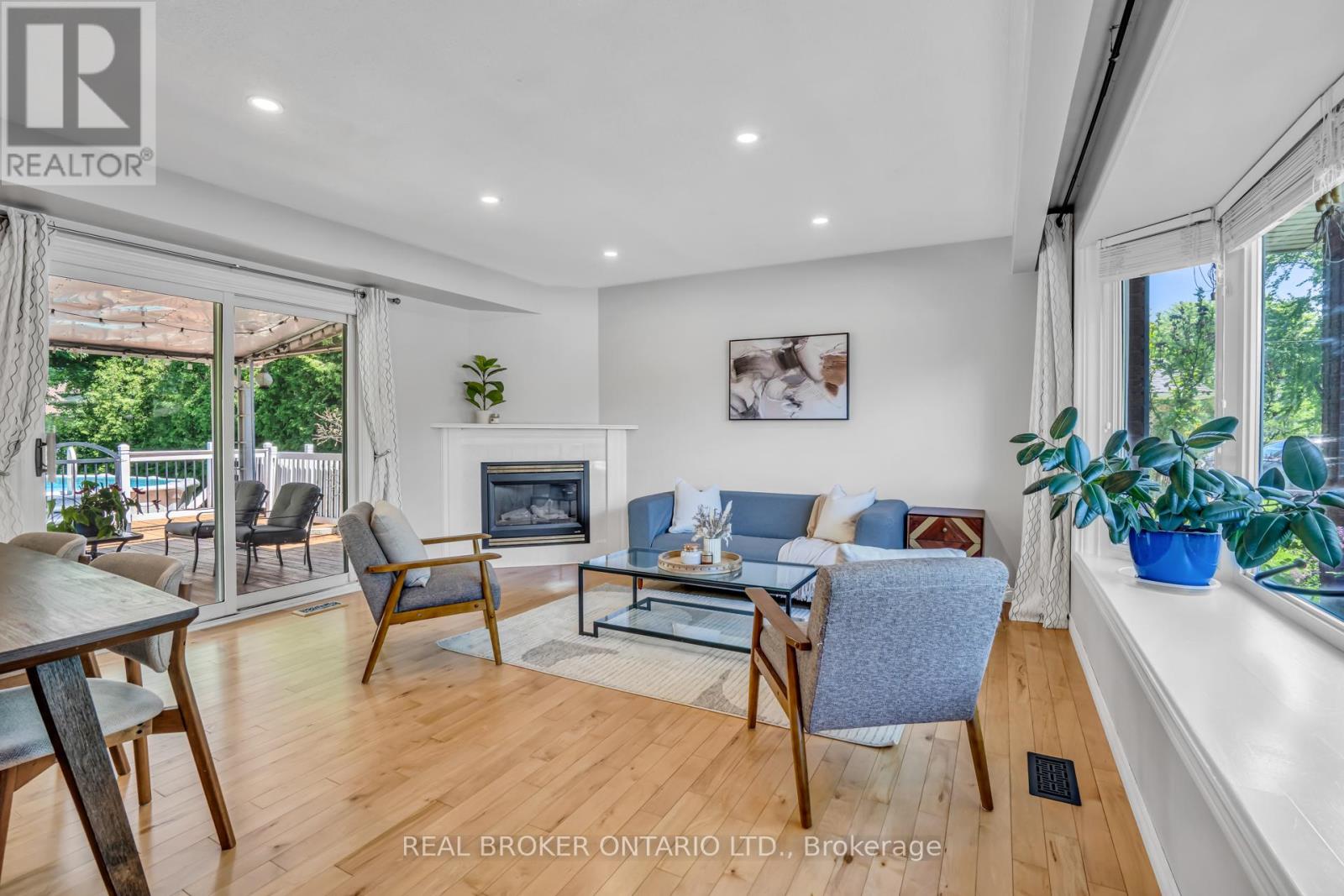 341 APPLEBY LINE - 3