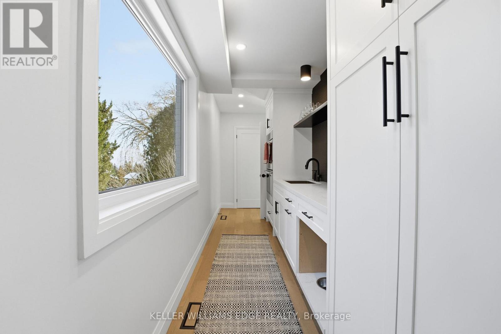 1316 DUNDAS STREET - 14