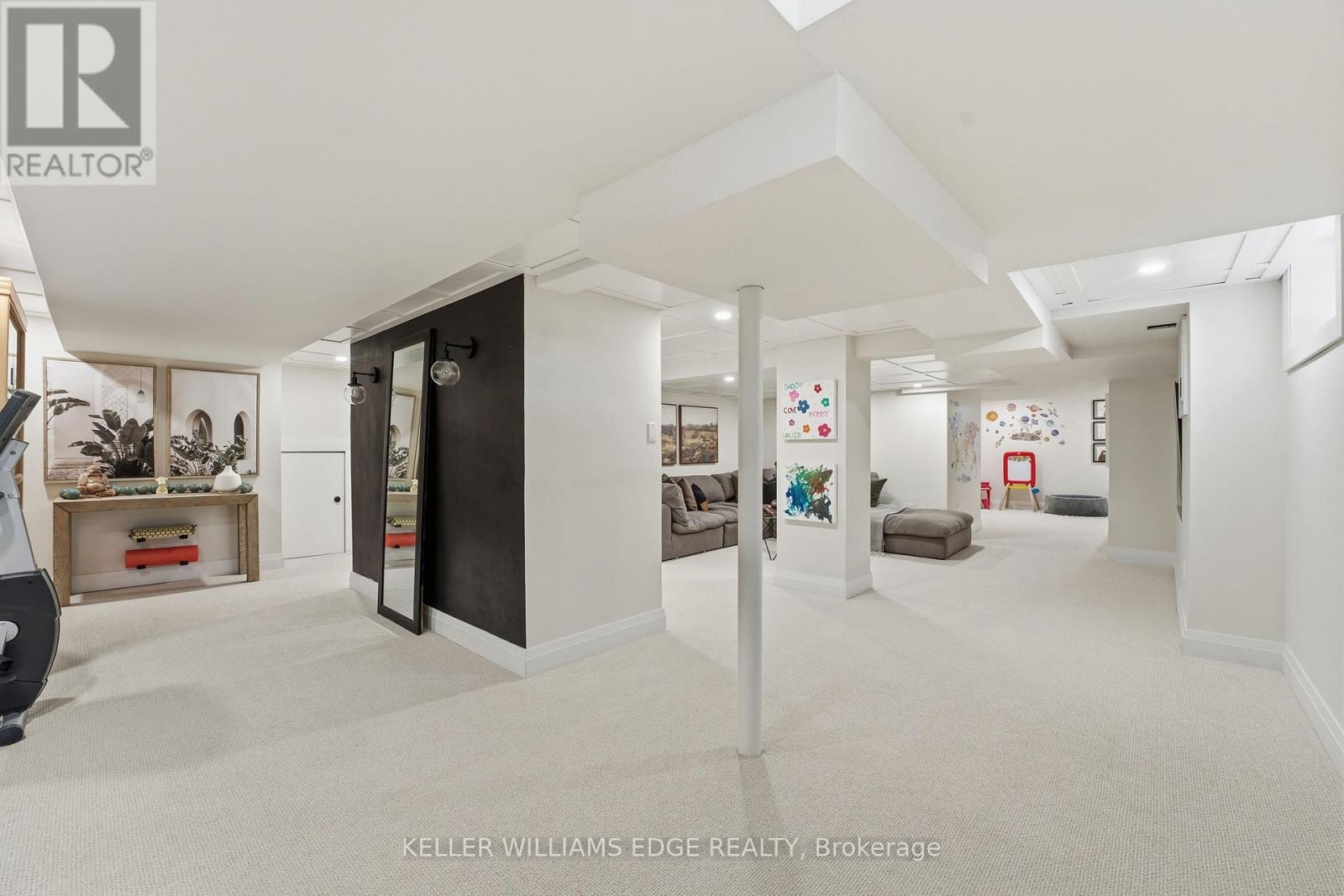 1316 DUNDAS STREET - 40