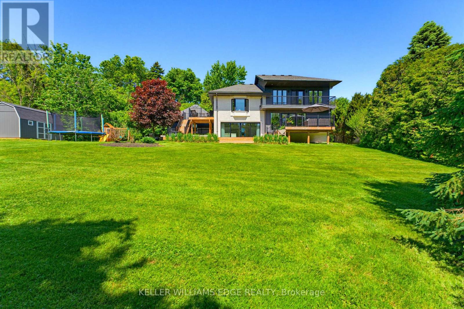 1316 DUNDAS STREET - 47