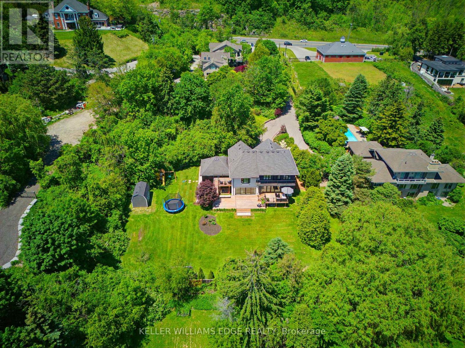 1316 DUNDAS STREET - 49